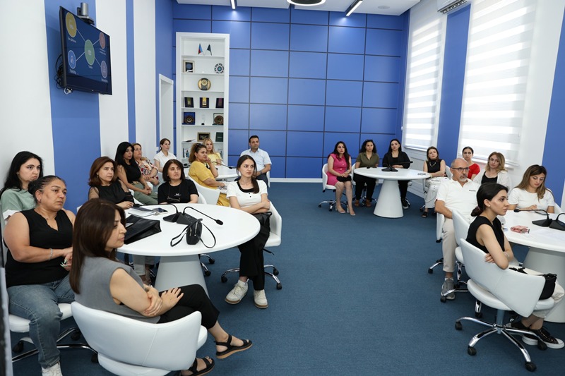 UNEC-də "Keyfiyyətin idarə edilməsi və akkreditasiya prosesləri” mövzusunda təlim keçirilib