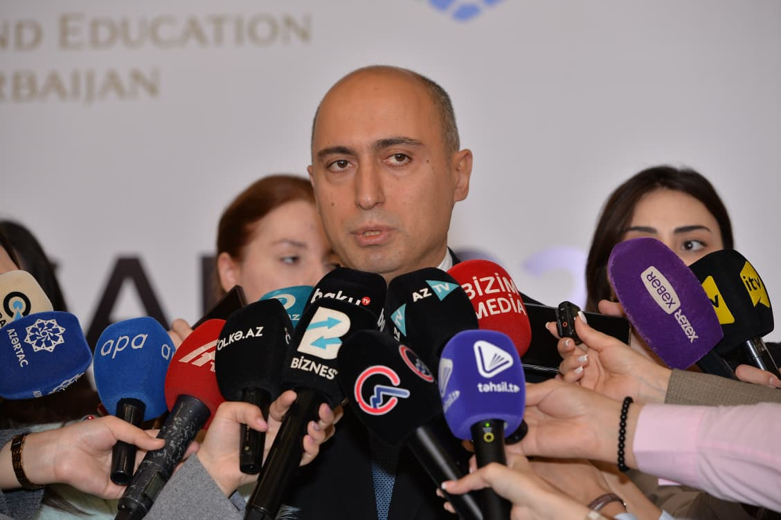 Müəllimlər nə vaxtdan tam ştatla işləyəcəklər? – Nazir açıqladı