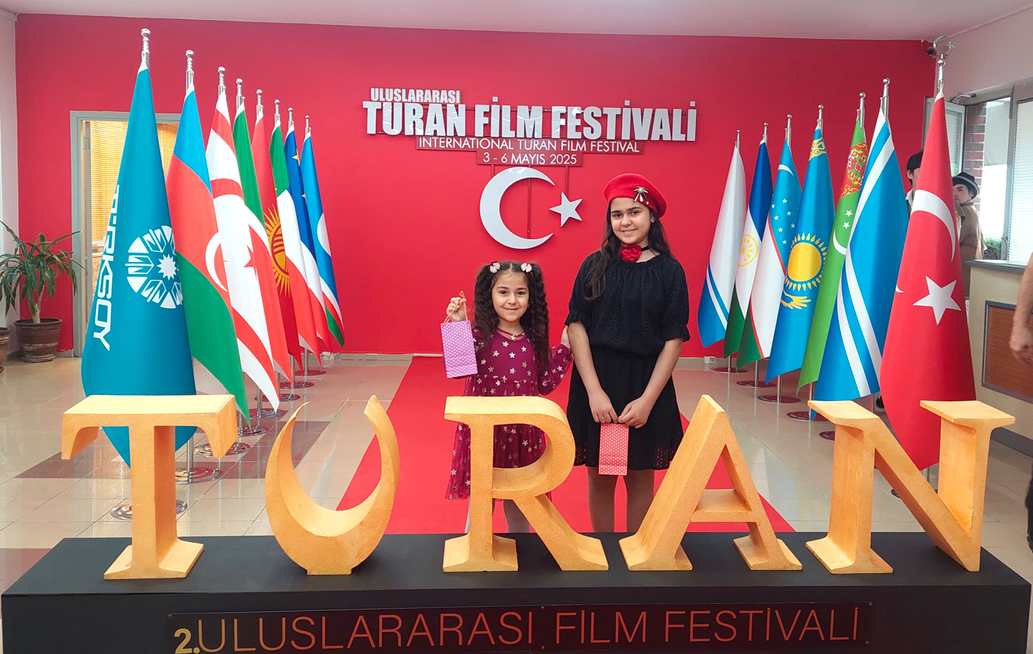 Məktəblilərimiz Beynəlxalq Mendeleyev Kimya Olimpiadasında uğur qazanıblar