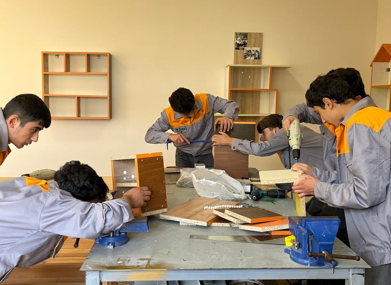 Mil-Muğan regionunun 800-dən çox şagirdi peşə təmayüllü siniflərdə təhsil alır