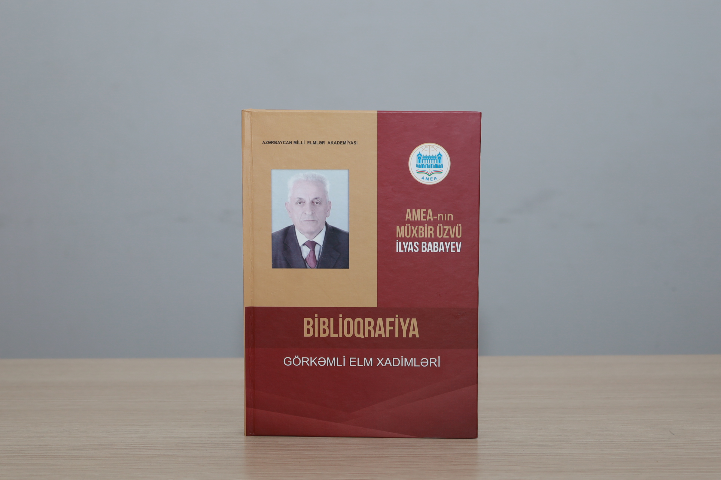 Görkəmli arxeoloq, tarixçi İlyas Babayevin  biblioqrafik göstəricisi işıq üzü görüb