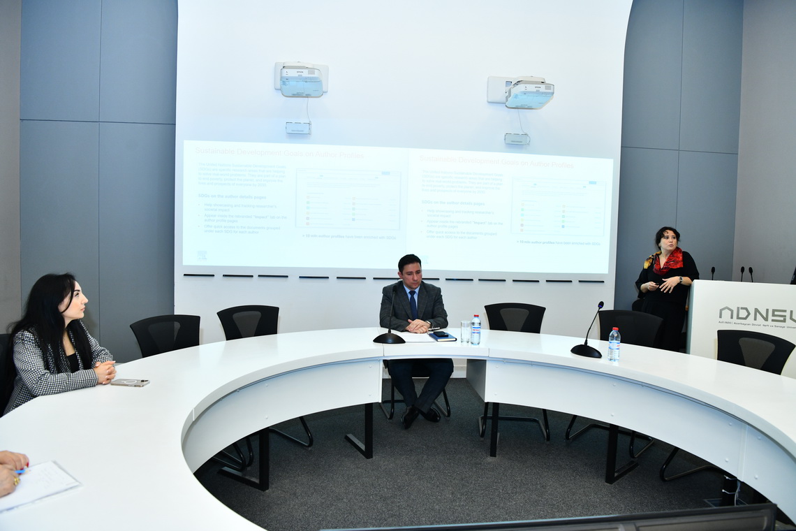 ADNSU-da “Scopus müəllif profili” mövzusunda təlim keçirilib