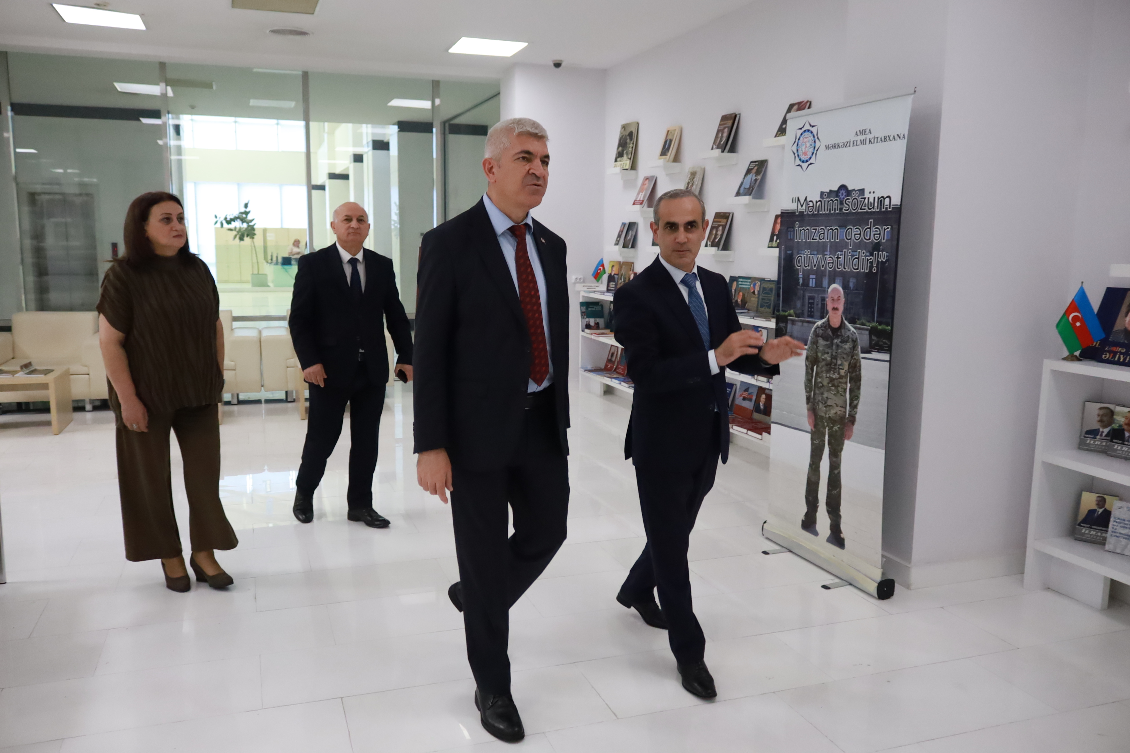 Türkiyə Cümhurbaşqanlığı Millət Kitabxanasının rəhbəri MEK-in qonağı olub