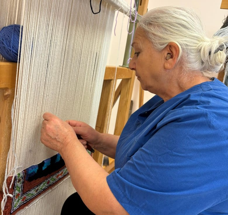 Xadiməlikdən tələbəliyə gedən yol : 65 yaşında tələbə oldu