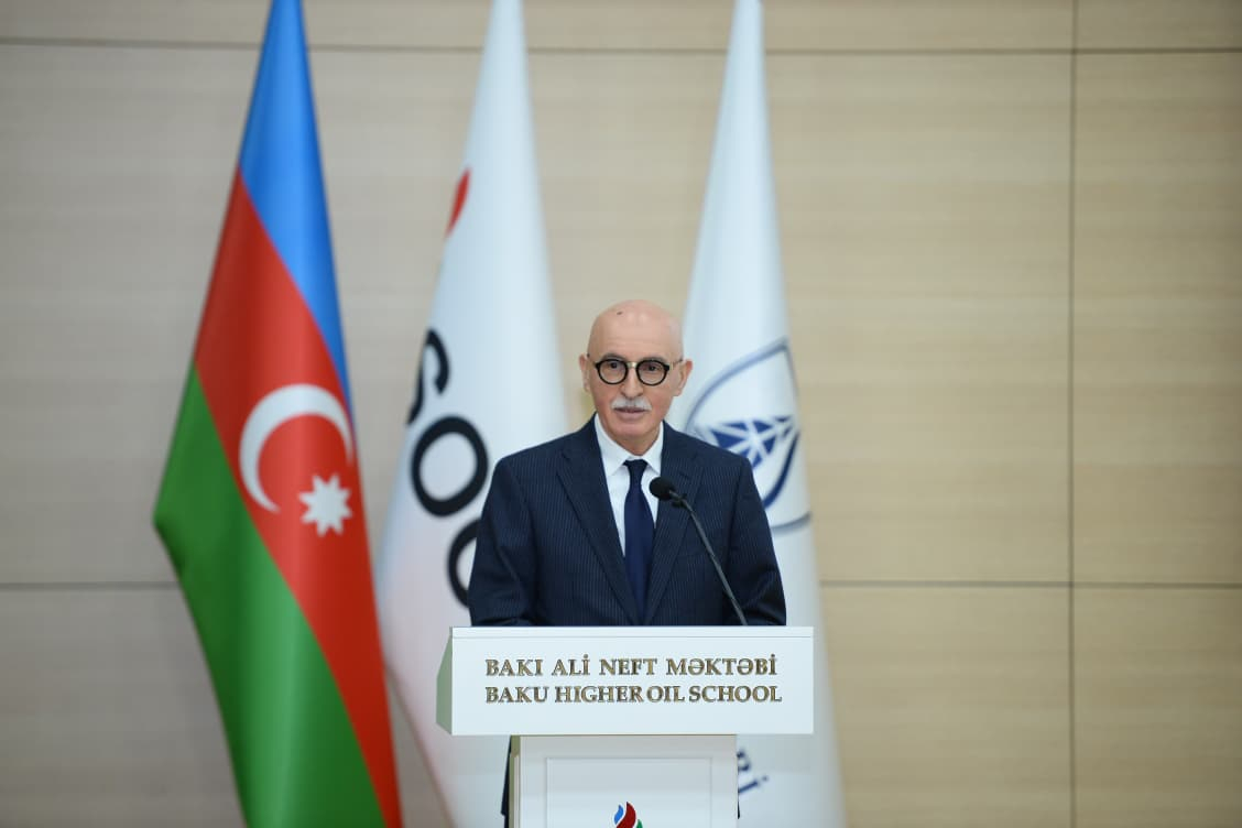 Tədris proqramlarında süni intellektlə bağlı mövzular yer alacaq - Firudin Qurbanov