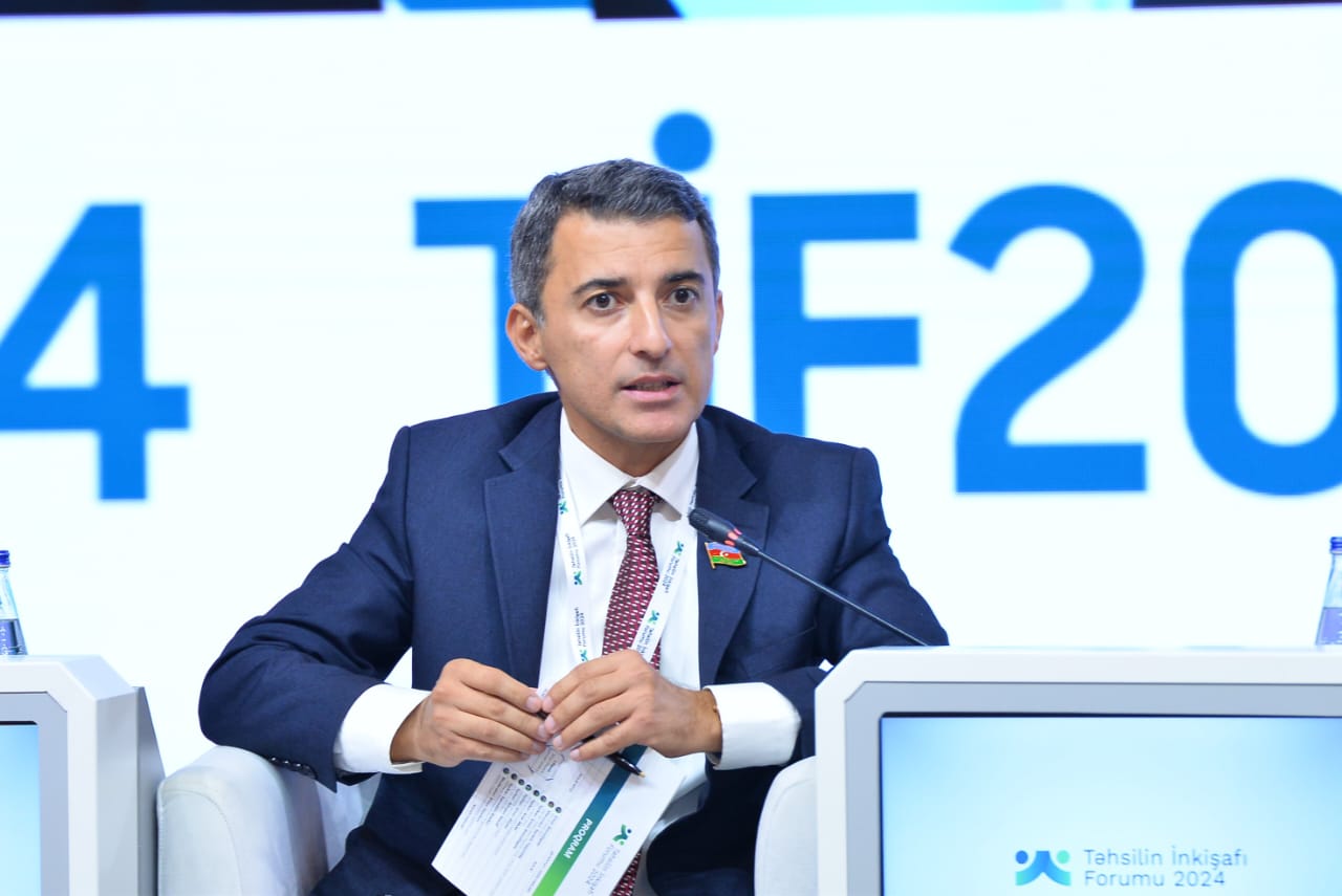 Fariz İsmayılzadə: "Bağçaların sayını artırmaq üçün tikinti standartlarına yenidən baxmalıyıq"