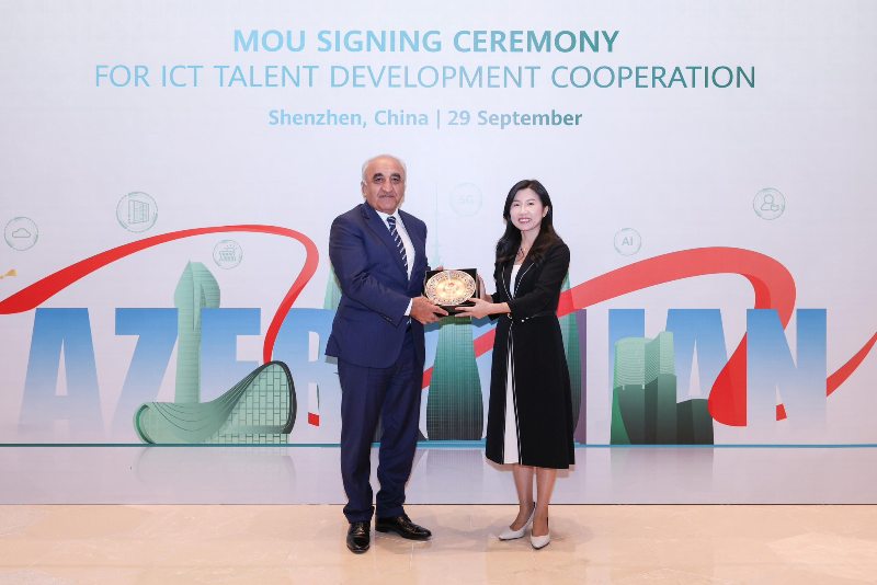 UNEC ilə “Huawei” şirkəti arasında əməkdaşlıq imkanları müzakirə edilib