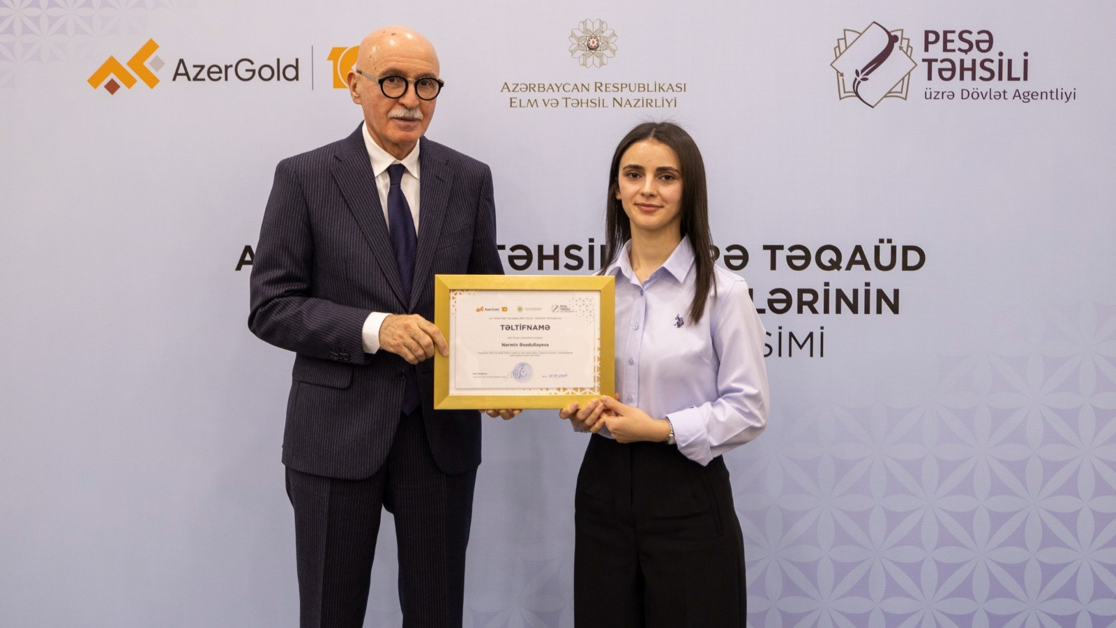 “AzerGold”un V Təqaüd Proqramının qalibləri mükafatlandırılıb