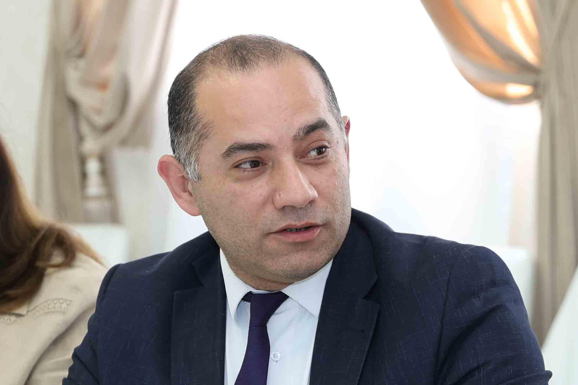 Universitetlərimiz əsas indikatorlar üzrə müsbət dinamika nümayiş etdiriblər – Təhsil eksperti