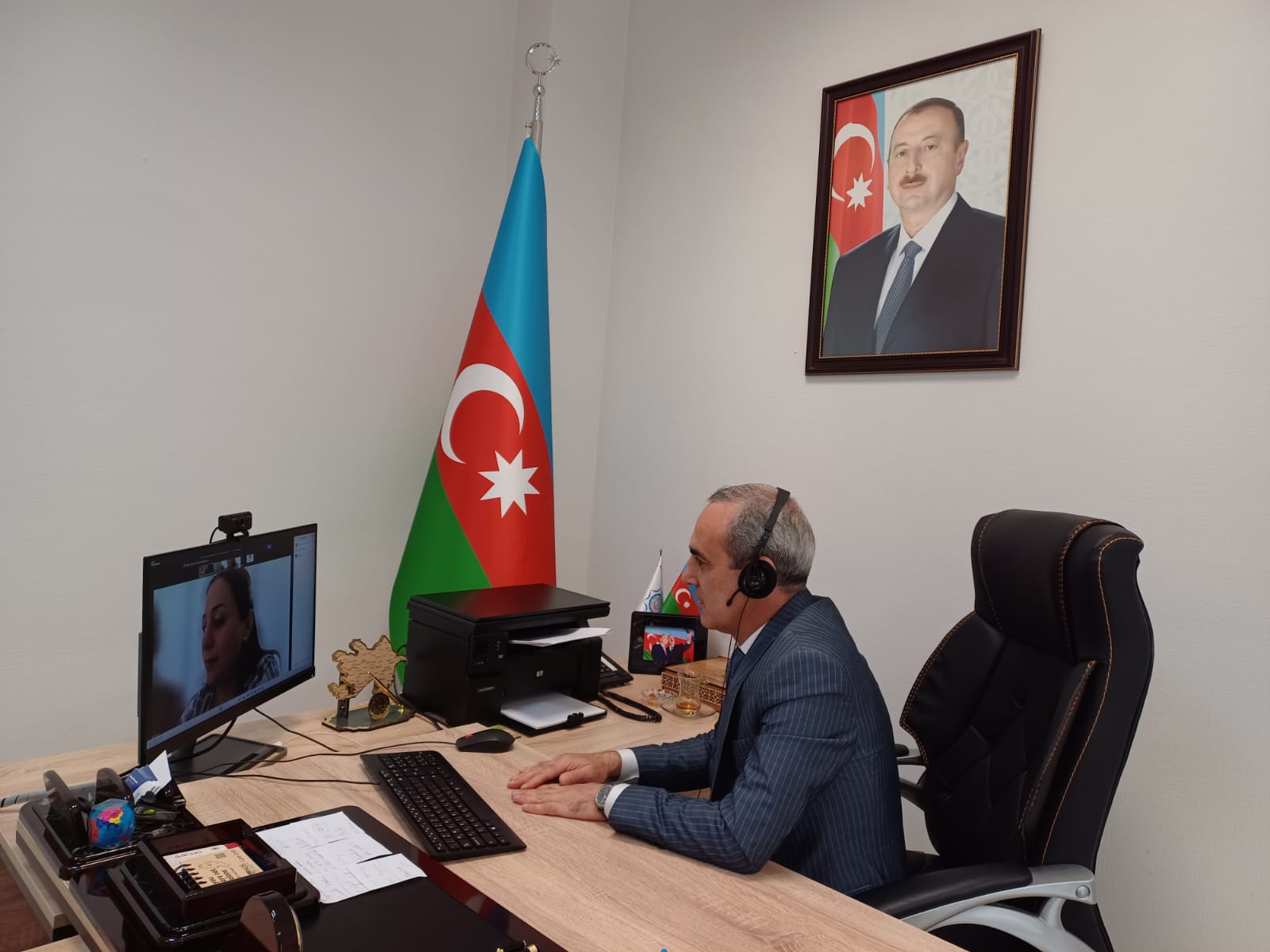 MEK ilə Naxçıvan Dövlət Universitetinin Elmi Kitabxanası arasında onlayn görüş keçirilib