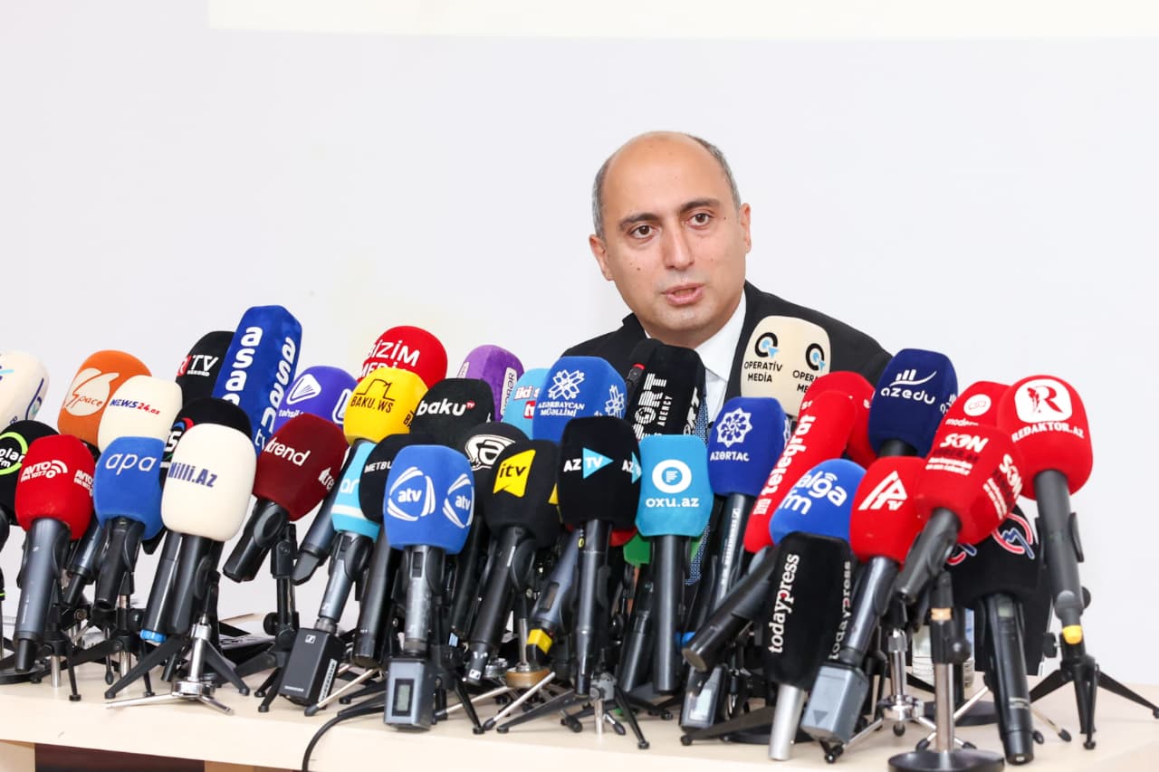 Ucqar yerlərdə kiçik məktəbləri birləşdirib distant təhsilə keçilməsi planlaşdırılır