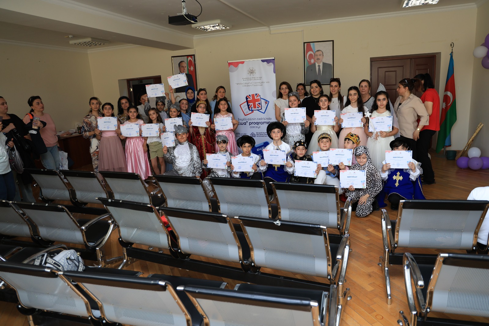 “İngilis dilinin tədrisində “Ewa” proqramının dəstəyi” layihəsi yekunlaşıb.