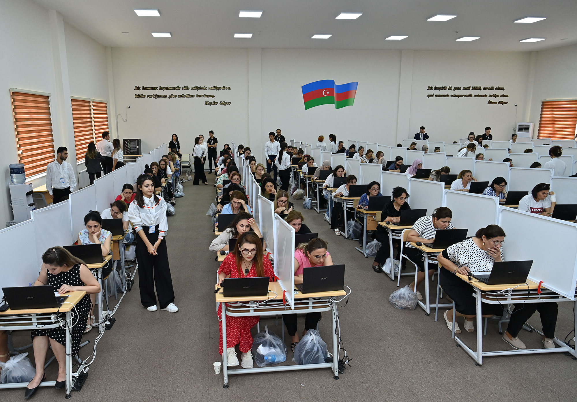 Sertifikatlaşdırmadan keçən müəllimlərin dərs yükü nə qədər artırılıb?