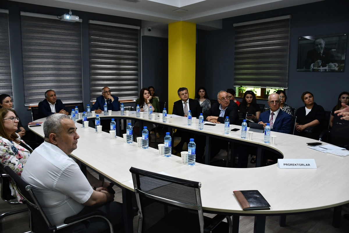 Universitetlər üçün tələbələrin köçürülməsi ilə bağlı təlimlər keçirilib