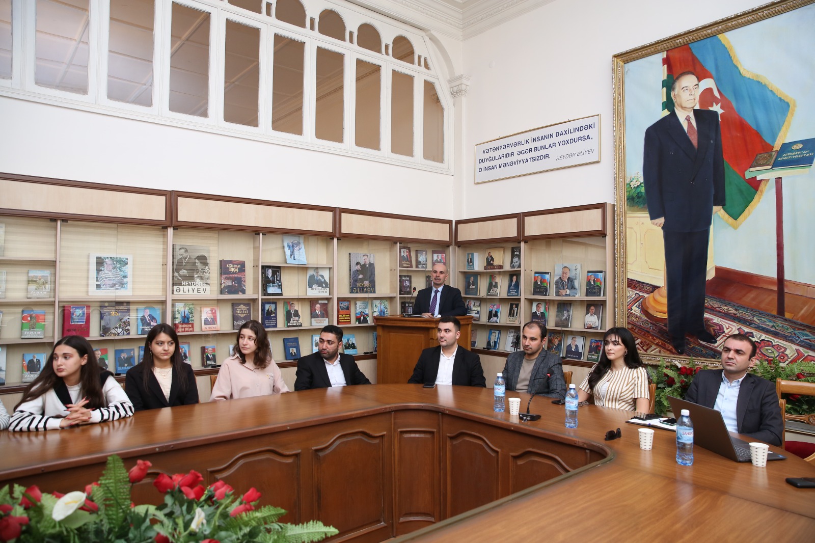 ADPU-da müasir müəllim bacarıqları mövzusunda görüş keçirilib
