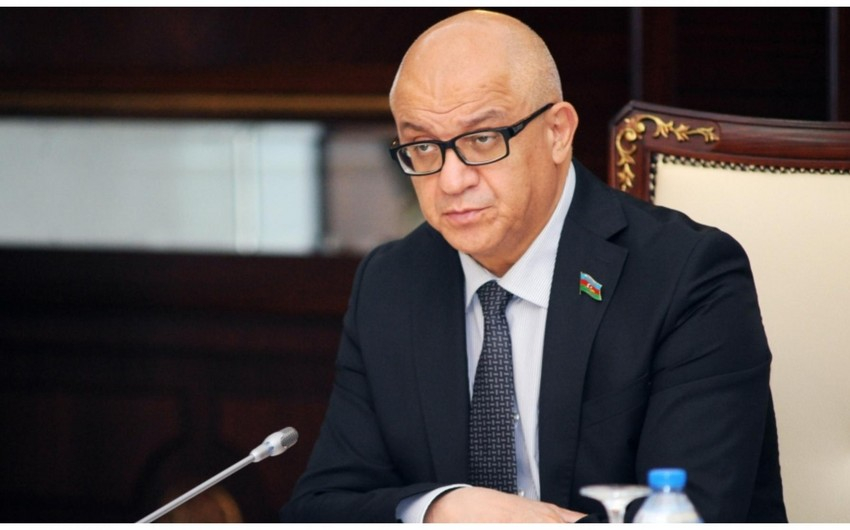 Sahib AlıyevSahib Alıyev: Bəzi kəndlərdə birləşmiş məktəblərə keçid ola bilər: Bəzi kəndlərdə birləşmiş məktəblərə keçid ola bilər