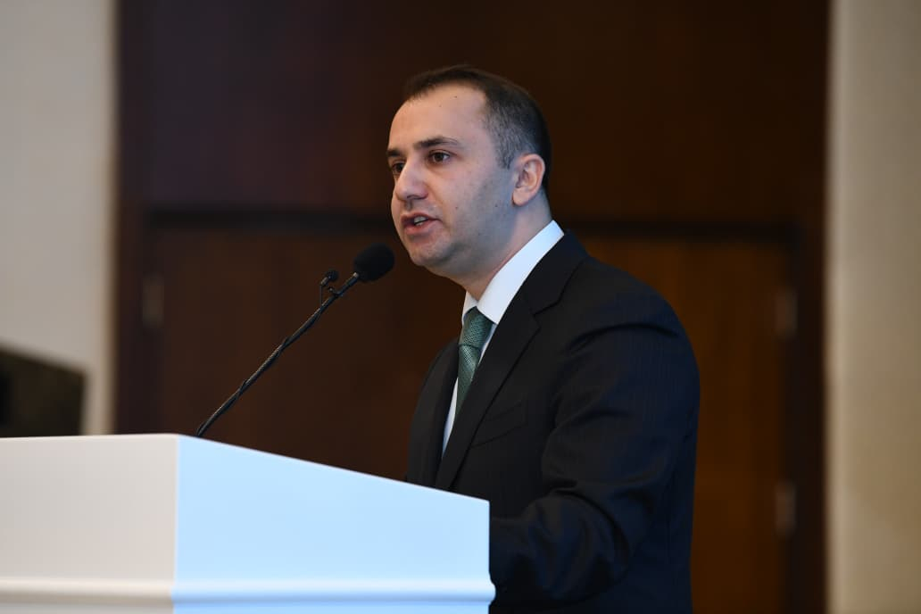 Kənan Kərimzadə: Təhsil islahatlarının mərkəzində Azərbaycan müəllimi dayanır