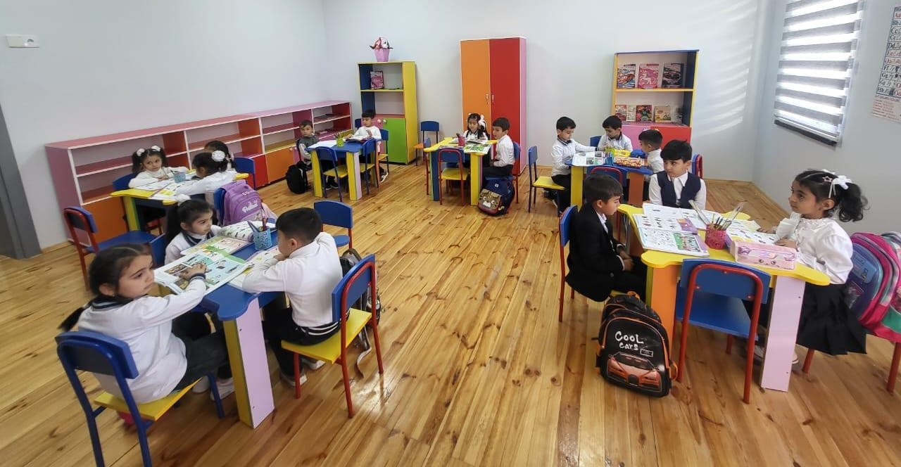 Yenidən Ağdamdayıq: Xıdırlıda məktəbə gedən ilk balacalar - REPORTAJ