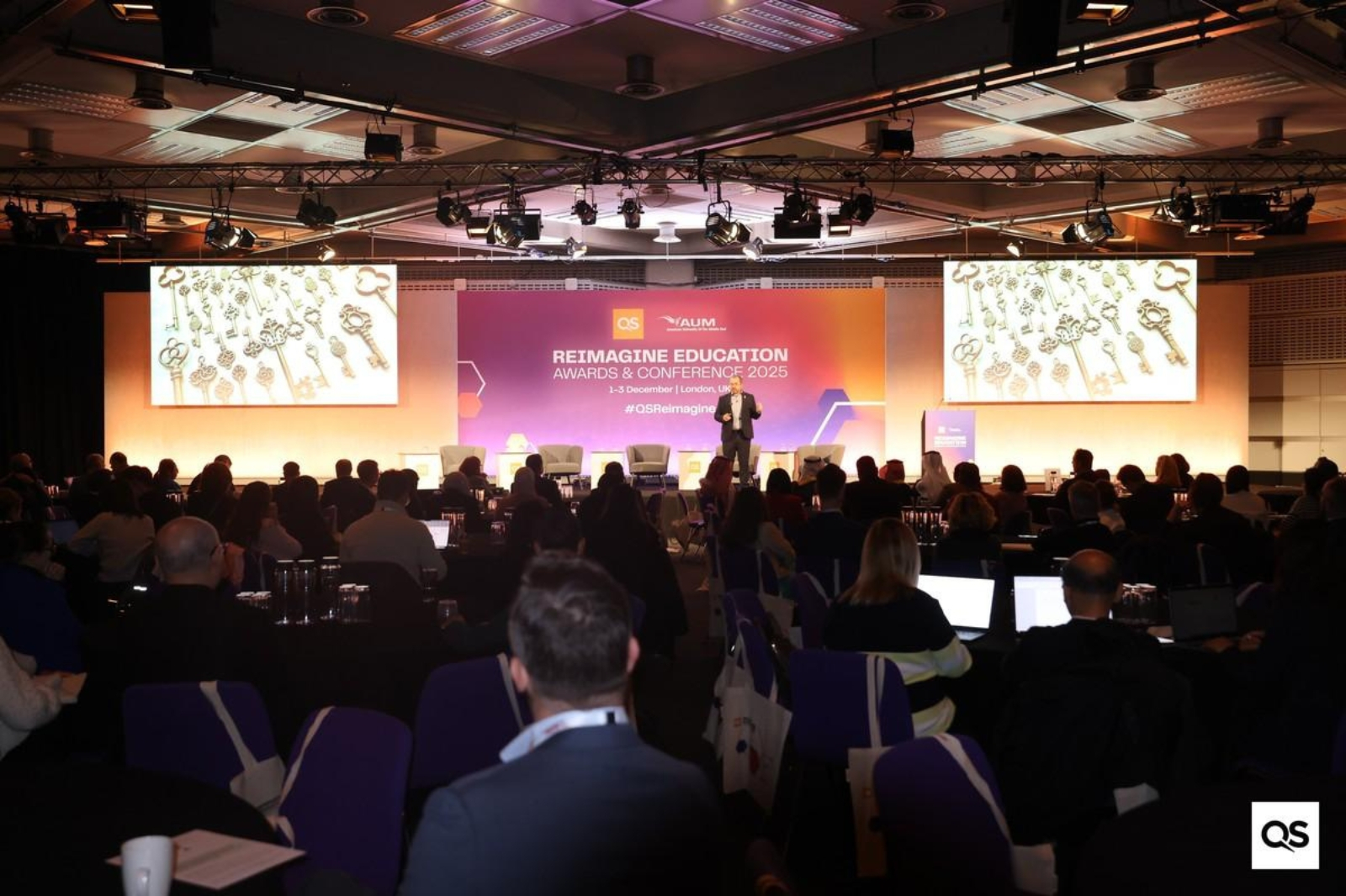 “QS Reimagine Education 2025” konfransının açılışı olub